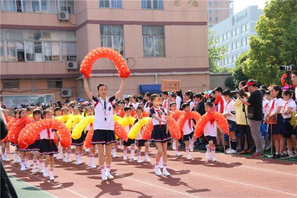https://cnljyjt.wxlxjy.com/contents/sitefiles2029/10145143/images/7918713.jpeg